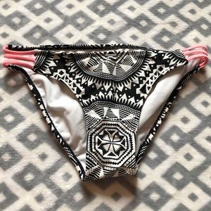 bikini bottoms